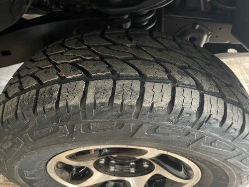 Tacoma ឆ្នាំ02 V6 ប៉ុងភ្លើង ឡានថ្មី