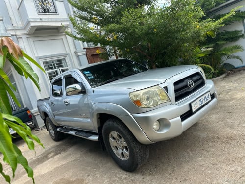 Tacoma 2005 ទ្រុងខ្លី ឡានថ្មី #Bi