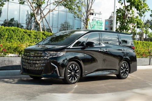 Toyota Alphard 2024