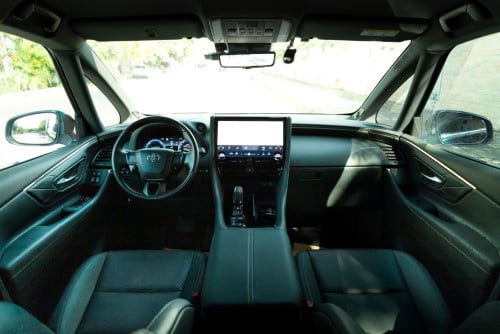 Toyota Alphard 2024