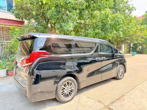 Toyota Alphard Executive lounge 2020