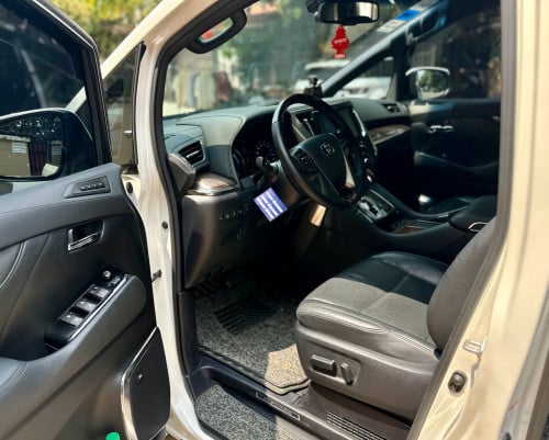 Toyota Alphard full option  2015 up 2021