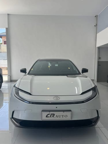 Toyota bz5