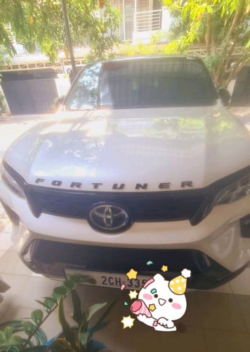 TOYOTA Fortune 2025 (ជិះបាន4,500Km) តម្លៃ60,500$ចរចារតិចតួច