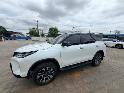 Toyota ForTuner 2026 ឡានស្អាត