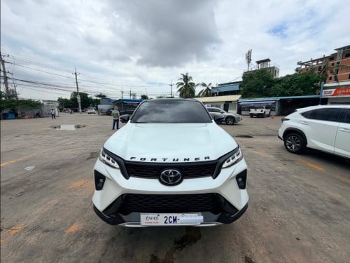Toyota ForTuner 2026 ឡានស្អាត