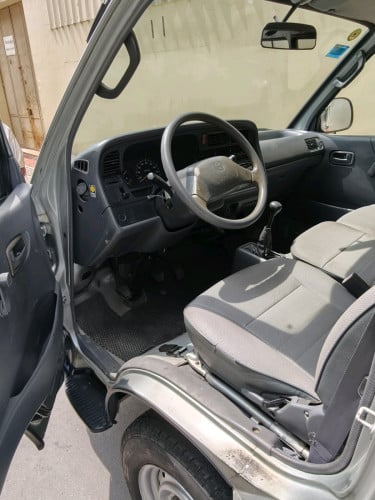 TOYOTA HIACE ឯកសារគ្រប់
