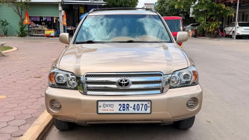Toyota Highlander 06 V4 pong1