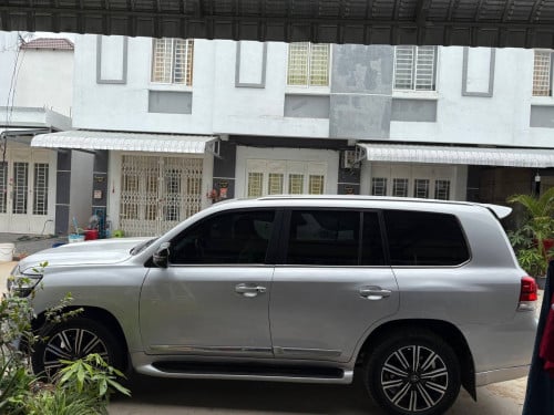 TOYOTA Land Cruiser 2008V6 តំលៃពិសេស💰28500$