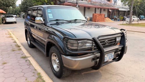 Toyota Land Cruiser 96 V6