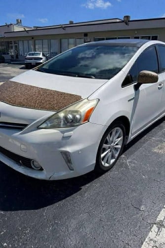 Toyota Prius V 2013 Option 5 Full Advanced Technology  ឡាន​ប្រេីប្រាស់​នៅ​រដ្ឋ​អត់ច្រេះ