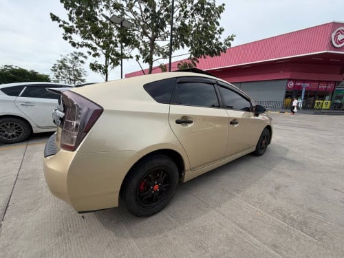 Toyota Prius  Year:2010 Option: 4 solar