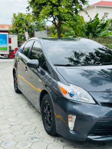 Toyota Pruis 2013 Option3