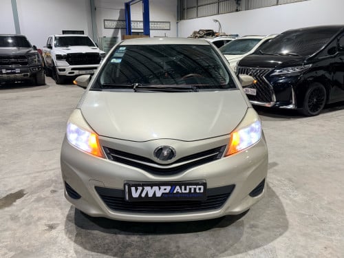 Toyota Vitz 2013