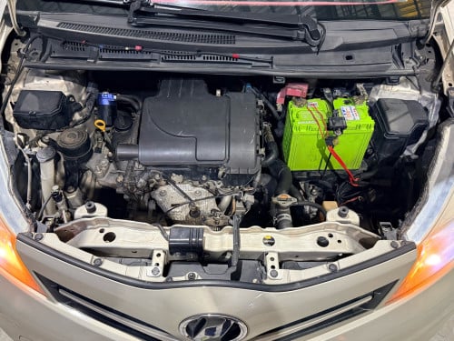 Toyota Vitz 2013