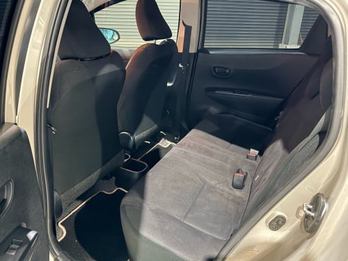 Toyota Vitz 2013