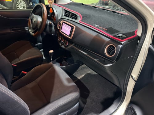 Toyota Vitz 2013