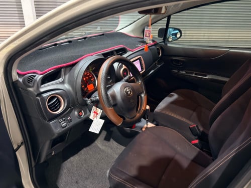 Toyota Vitz 2013