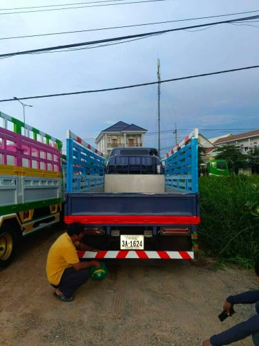 Truck 2.5t For Rent /出租