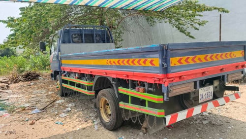 Truck 2.5t For Rent /出租