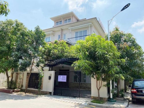 Twin Conner Villa for Rent in Borey Peng Huoth Boeung Snor