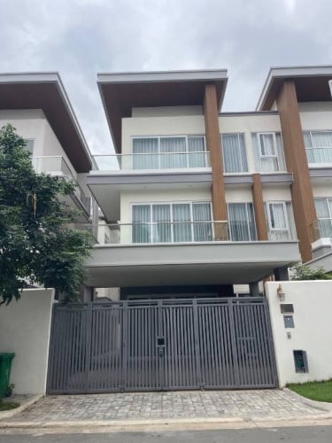 Twin Villa for rent at Borey Orkide near international airport