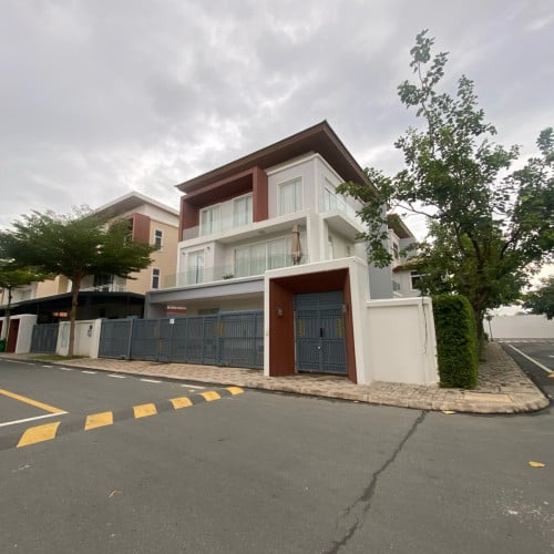 Villa for rent at Orkide