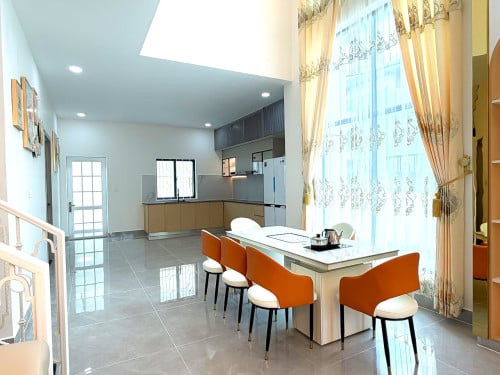 VILLA FOR RENT IN SIHANOUK VILLE / 西哈努克别墅出租