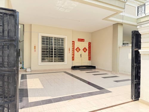 Villa for rent / Rental 租金: 1,200$/month (Can negotiation)