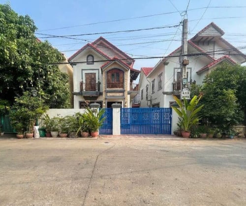 Villa for rent / Rental 租金：2,000$ (Can negotiation)