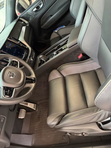 Volvo XC60 2022