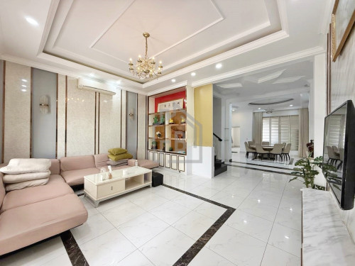 Western Twin-Villa 4 Bedrooms for RENT near Chip Mong Sen Sok Mall
