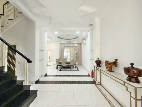 Western Twin-Villa 4 Bedrooms for RENT near Chip Mong Sen Sok Mall