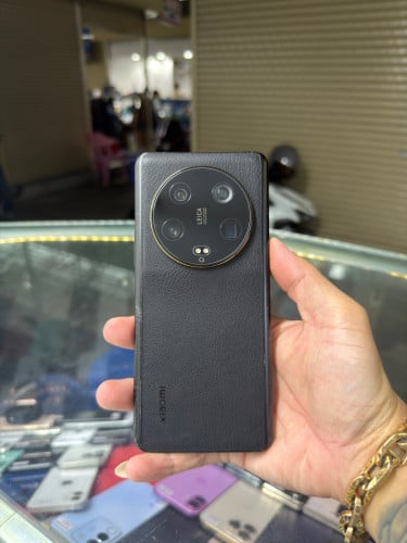 Xiaomi 13 Ultra Global Ram12GB HD256GB Phone Condition 95% , ម៉ាស៊ីនសានុំស្អាត