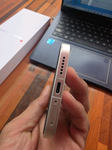 Xiaomi 17 pro max 16g 512g ស្ទើរតួរតិច តម្លៃ670$