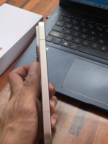 Xiaomi 17 pro max 16g 512g ស្ទើរតួរតិច តម្លៃ670$