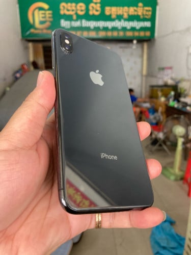 Xs Max 256g ហ្សុីនទាំងអស់ ថ្មរ81% នៅស្អាត ធានាហ្សុីនទាំងអស់
