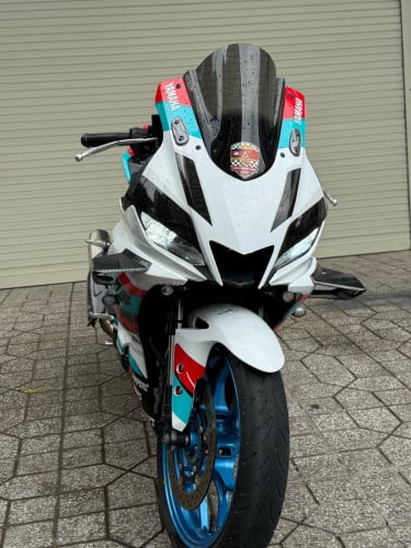Yamaha R3