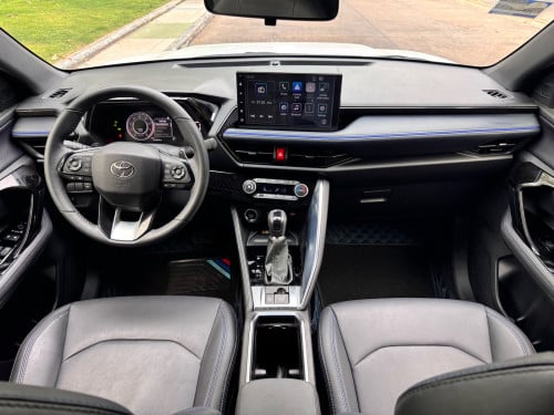 Yaris. cross . 024 - full . ទឹក ថ្នាំ សុីនមួយជុំ