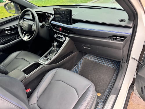 Yaris. cross . 024 - full . ទឹក ថ្នាំ សុីនមួយជុំ