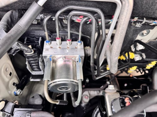 Yaris. cross . 024 - full . ទឹក ថ្នាំ សុីនមួយជុំ