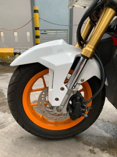 Zoomer លក់ប្រញាប់
