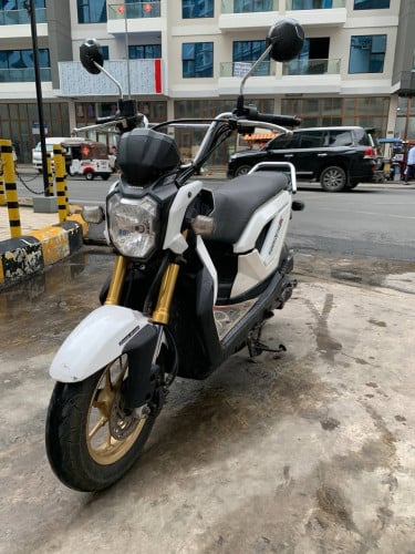 Zoomer លក់ប្រញាប់