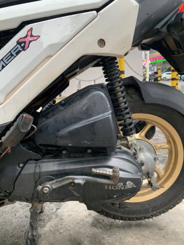 Zoomer លក់ប្រញាប់