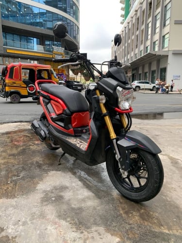 Zoomer លក់ប្រញាប់