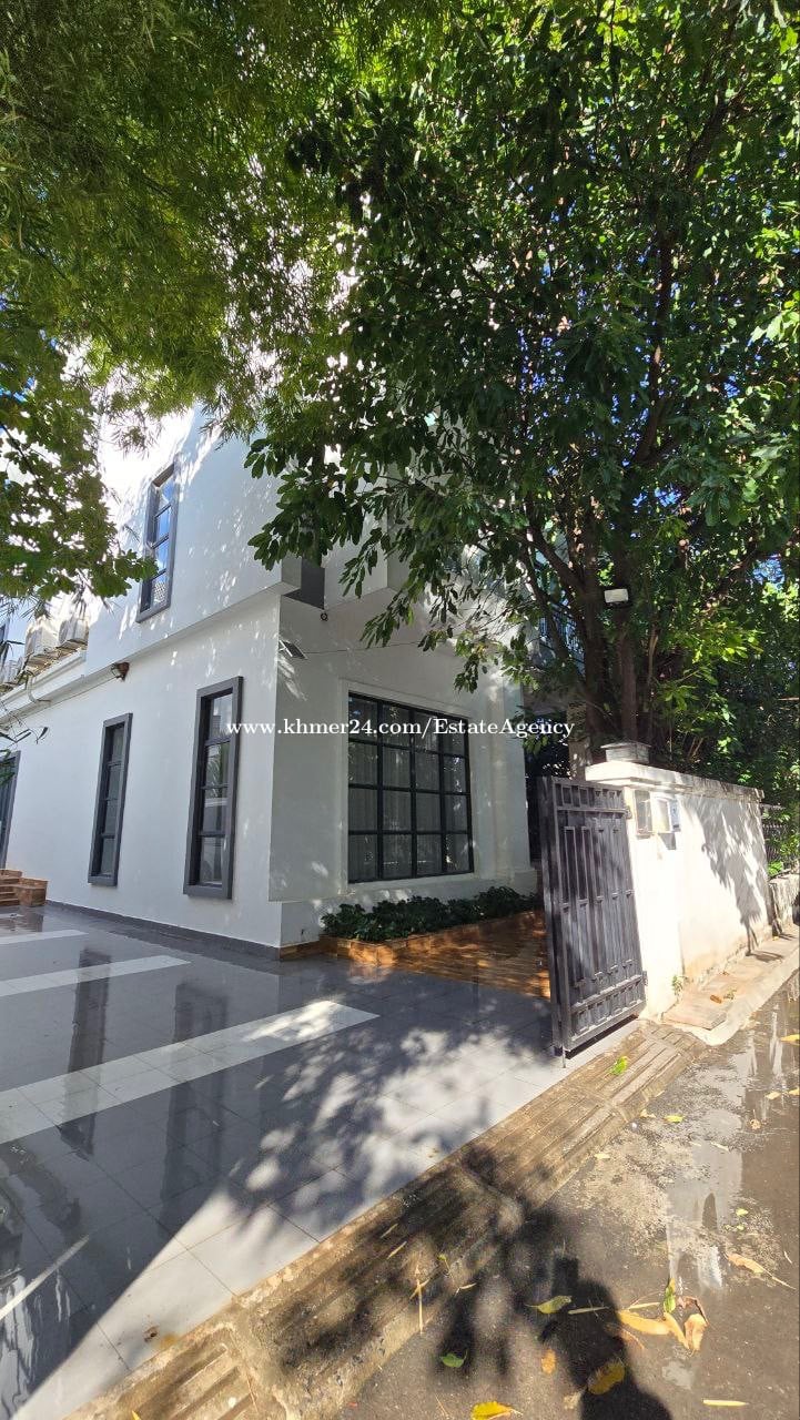 Single villa for rent at 60m