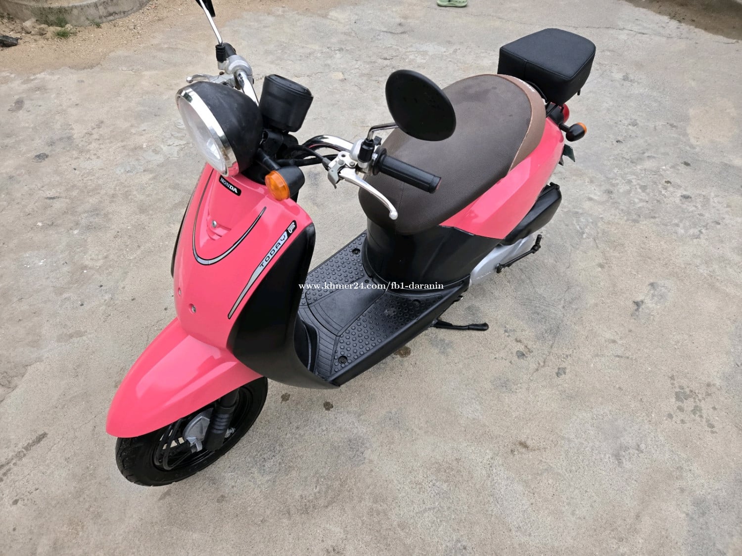 ម៉ូតលក់