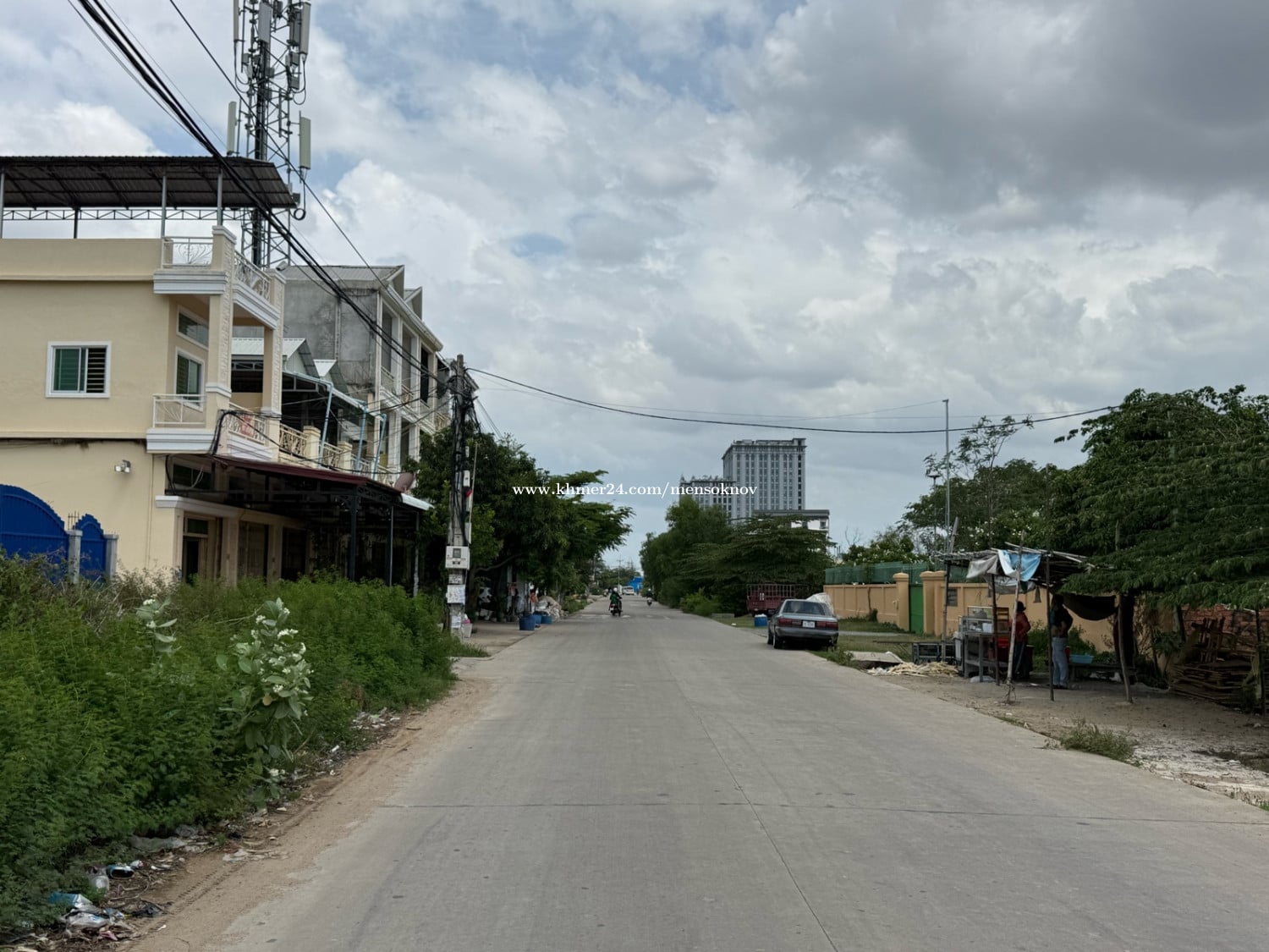ដីលក់នៅក្រោយវត្តឃ្មួញ និងជិត ប ស ស