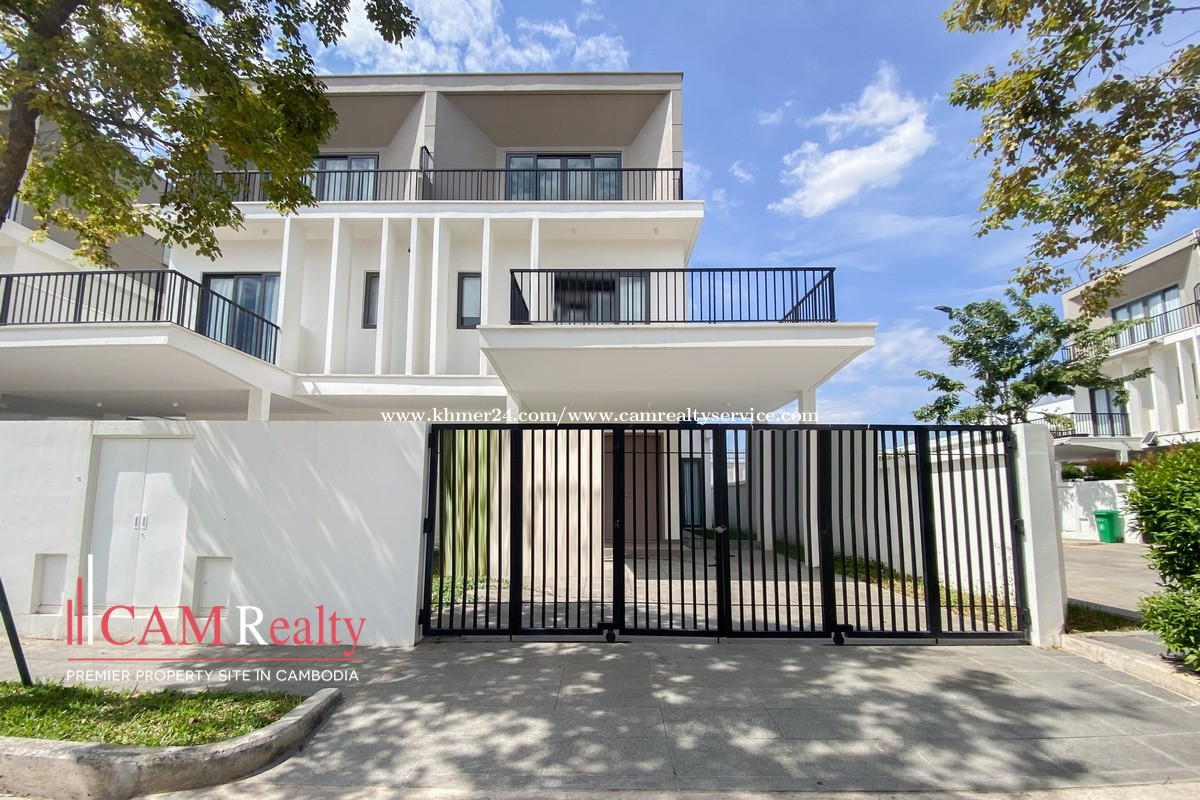 4 Bedrooms Corner Villa Plous For Rent | Borey Chankiri โ Urbanland