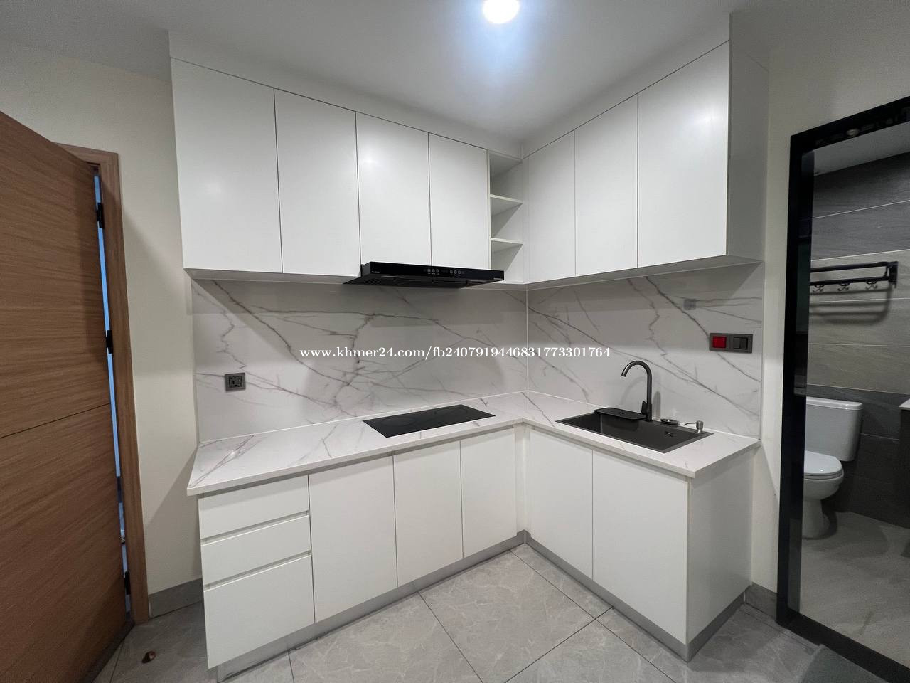 Condo for rent H residence